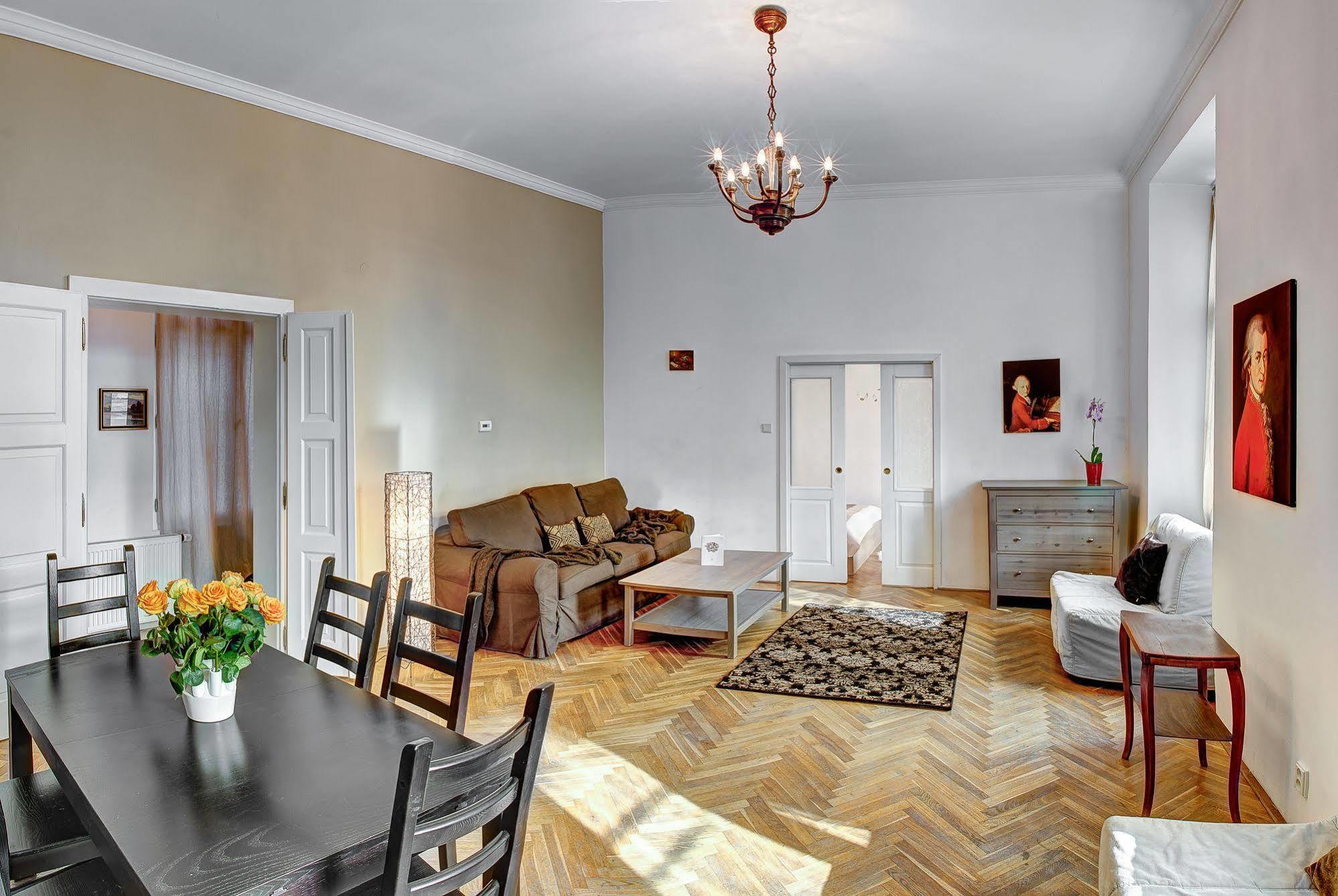 Abc Suites Praga Exterior foto